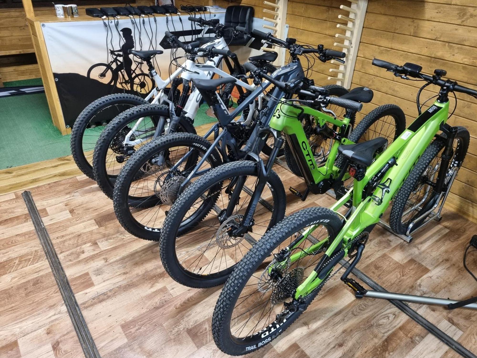 Apartament Elbrus Czyrna Szczyrk Wypozyczalnia Rowerow E-Bike Czyrna Szkola Narciarska & Wypozyczalnia Ski Serwis Dış mekan fotoğraf