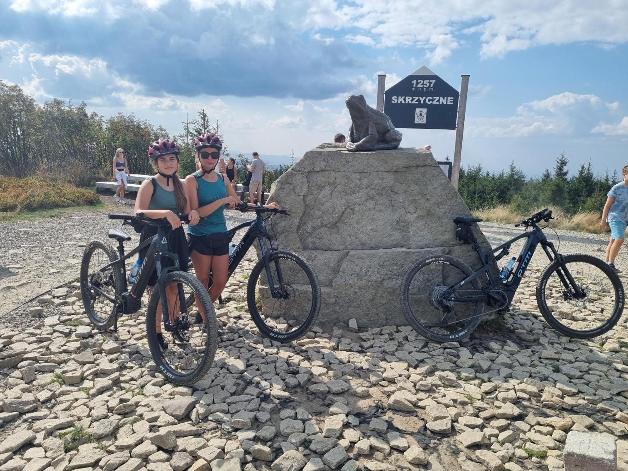 Apartament Elbrus Czyrna Szczyrk Wypozyczalnia Rowerow E-Bike Czyrna Szkola Narciarska & Wypozyczalnia Ski Serwis Dış mekan fotoğraf